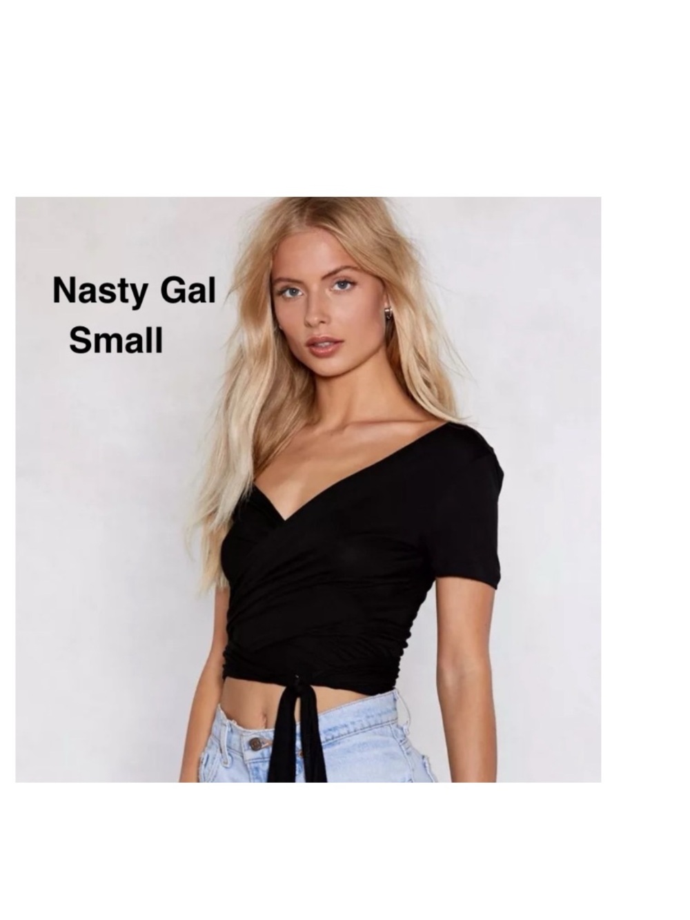 Nasty Gal Give It Your Best Shot Tie Crop Top Size Small Black ⭐️⭐️⭐️⭐️⭐️